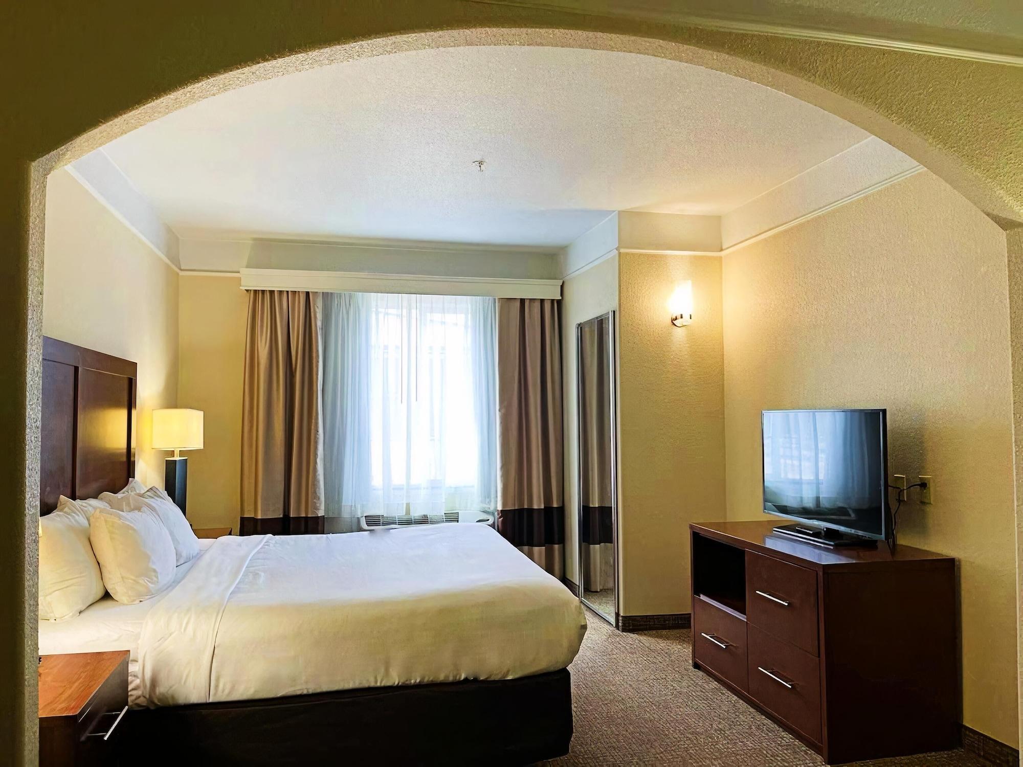 Comfort Inn & Suites, Odessa I-20 Εξωτερικό φωτογραφία