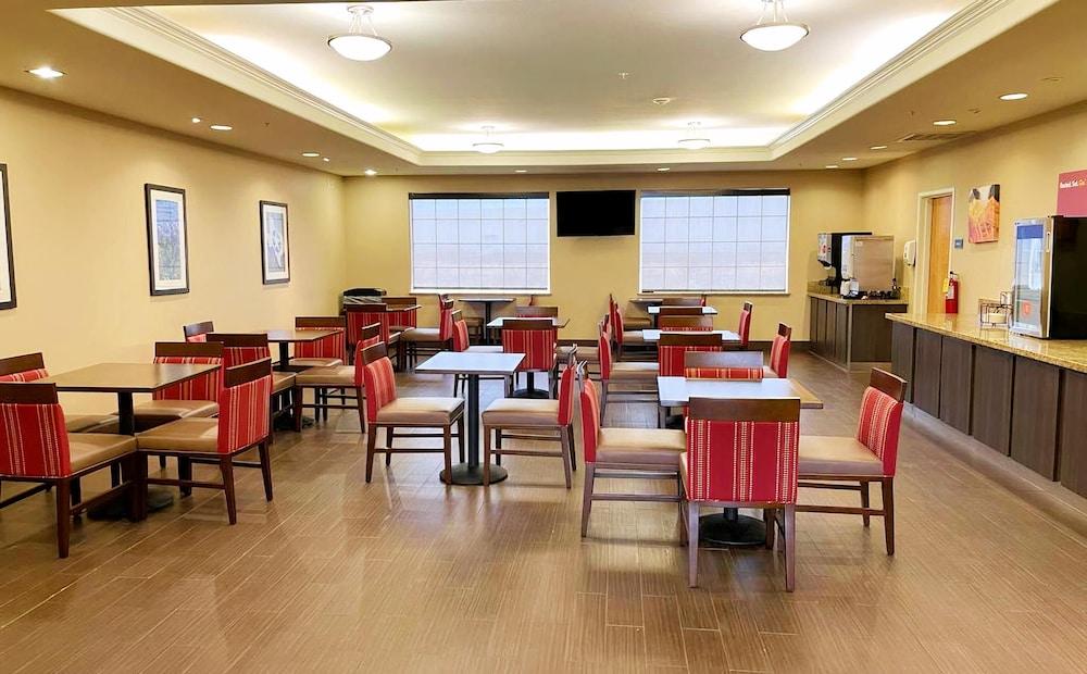 Comfort Inn & Suites, Odessa I-20 Εξωτερικό φωτογραφία