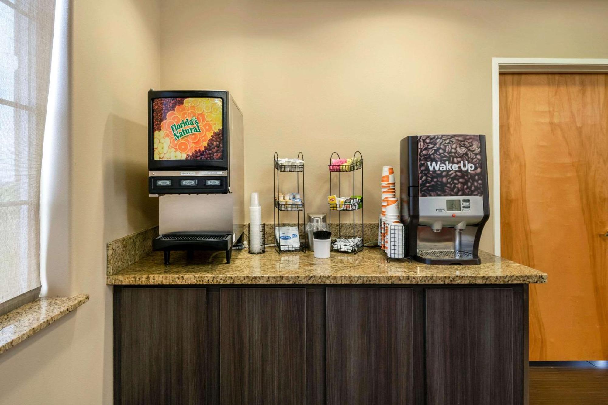 Comfort Inn & Suites, Odessa I-20 Εξωτερικό φωτογραφία