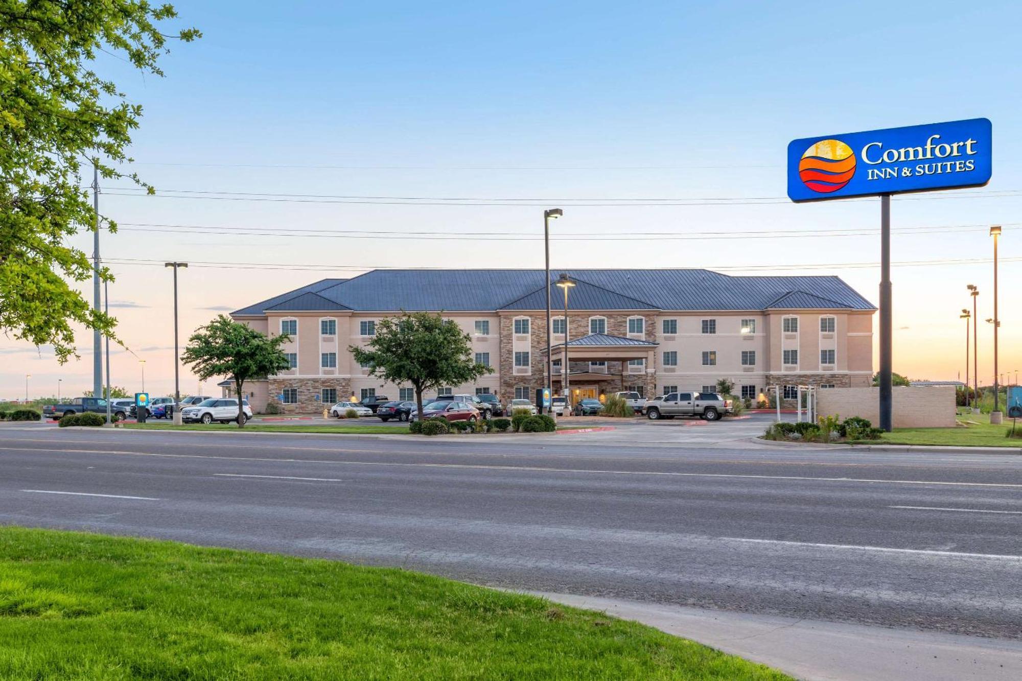 Comfort Inn & Suites, Odessa I-20 Εξωτερικό φωτογραφία